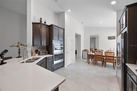 Купить виллу или дом в Киссимми, Флорида 8 комнат, 190.45м2, № 2095870 - фото 13
