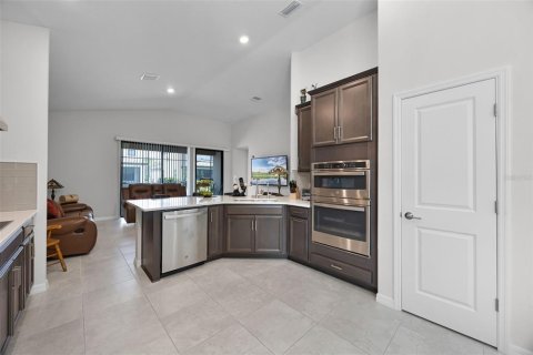 Купить виллу или дом в Киссимми, Флорида 8 комнат, 190.45м2, № 2095870 - фото 17