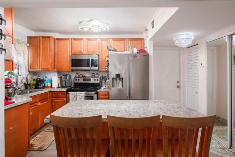 Condominio en venta en North Miami Beach, Florida, 2 dormitorios, 100.06 m2 № 2031481 - foto 5