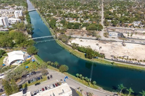 Condominio en venta en North Miami Beach, Florida, 2 dormitorios, 100.06 m2 № 2031481 - foto 25