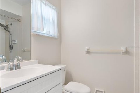 Condo in Lakeland, Florida, 2 bedrooms  № 2195813 - photo 17