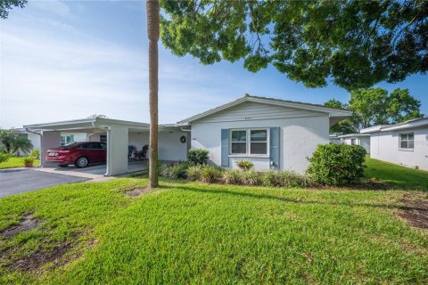 Condo in Lakeland, Florida, 2 bedrooms  № 2195813 - photo 2