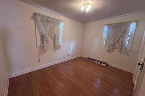Villa ou maison à vendre à Tampa, Floride: 4 chambres, 168.62 m2 № 2403182 - photo 27