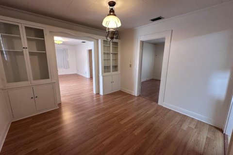 Villa ou maison à vendre à Tampa, Floride: 4 chambres, 168.62 m2 № 2403182 - photo 11