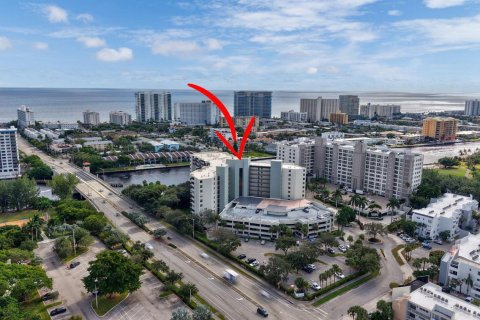 Condominio en venta en Pompano Beach, Florida, 1 dormitorio, 91.23 m2 № 2078248 - foto 30