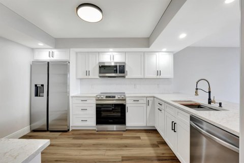 Condominio en venta en Pompano Beach, Florida, 1 dormitorio, 91.23 m2 № 2078248 - foto 6