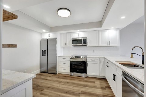 Condominio en venta en Pompano Beach, Florida, 1 dormitorio, 91.23 m2 № 2078248 - foto 5