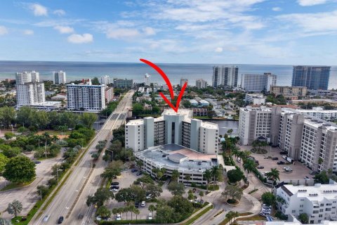 Condominio en venta en Pompano Beach, Florida, 1 dormitorio, 91.23 m2 № 2078248 - foto 29