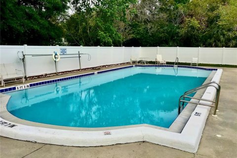 Снять в аренду кондоминиум в Сарасота, Флорида 5 комнат, 99.59м2, № 1906183 - фото 16