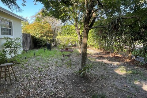 House in West Park, Florida 2 bedrooms, 106.84 sq.m. № 1702155 - photo 20