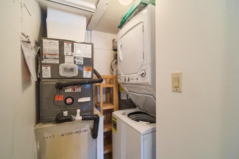 Condo in Palm Beach Gardens, Florida, 2 bedrooms  № 2260902 - photo 20