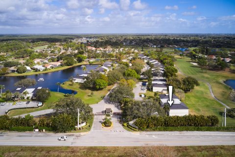 Condo in Palm Beach Gardens, Florida, 2 bedrooms  № 2260902 - photo 23