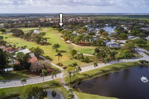Condo in Palm Beach Gardens, Florida, 2 bedrooms № 2260902