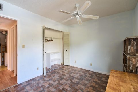 Condo in Palm Beach Gardens, Florida, 2 bedrooms  № 2260902 - photo 18