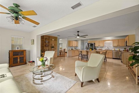 House in Ocala, Florida 2 bedrooms, 162.39 sq.m. № 2267032 - photo 25