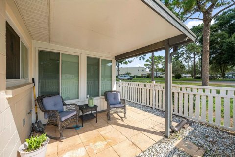 House in Ocala, Florida 2 bedrooms, 162.39 sq.m. № 2267032 - photo 6