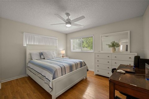 House in Ocala, Florida 2 bedrooms, 162.39 sq.m. № 2267032 - photo 28