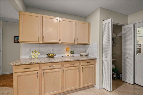 House in Ocala, Florida 2 bedrooms, 162.39 sq.m. № 2267032 - photo 18