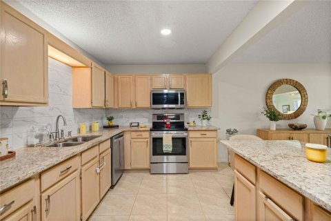 House in Ocala, Florida 2 bedrooms, 162.39 sq.m. № 2267032 - photo 19