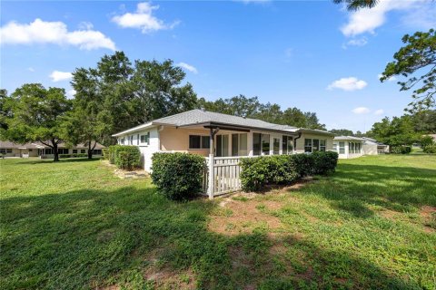 House in Ocala, Florida 2 bedrooms, 162.39 sq.m. № 2267032 - photo 3