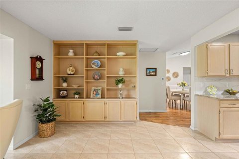 House in Ocala, Florida 2 bedrooms, 162.39 sq.m. № 2267032 - photo 21