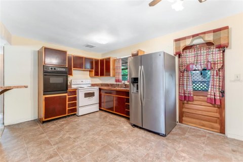 House in Daytona Beach, Florida 3 bedrooms, 92.9 sq.m. № 1725655 - photo 4