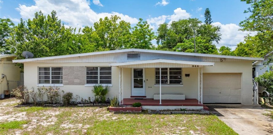 House in Daytona Beach, Florida 3 bedrooms, 92.9 sq.m. № 1725655