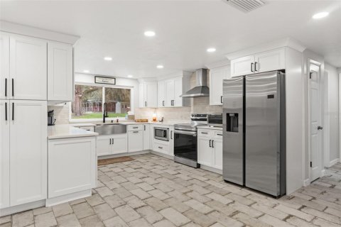 Villa ou maison à vendre à Spring Hill, Floride: 5 chambres, 314.2 m2 № 2350292 - photo 8