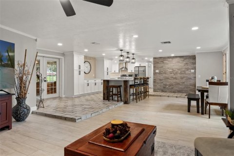 Villa ou maison à vendre à Spring Hill, Floride: 5 chambres, 314.2 m2 № 2350292 - photo 20