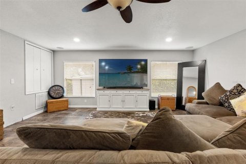 Villa ou maison à vendre à Spring Hill, Floride: 5 chambres, 314.2 m2 № 2350292 - photo 23