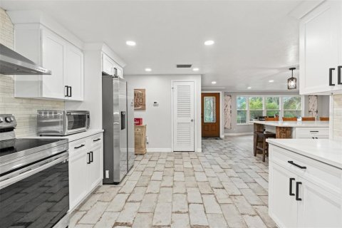 Villa ou maison à vendre à Spring Hill, Floride: 5 chambres, 314.2 m2 № 2350292 - photo 9