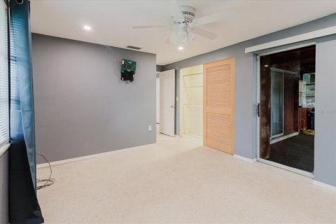 House in Sarasota, Florida 3 bedrooms, 122.54 sq.m. № 1832721 - photo 22