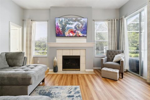 House in Weeki Wachee, Florida 3 bedrooms, 199.18 sq.m. № 1820580 - photo 23