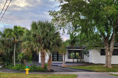 Casa en venta en Wilton Manors, Florida, 3 dormitorios, 199.83 m2 № 2078038 - foto 17