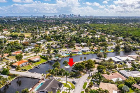 Casa en venta en Wilton Manors, Florida, 3 dormitorios, 199.83 m2 № 2078038 - foto 9