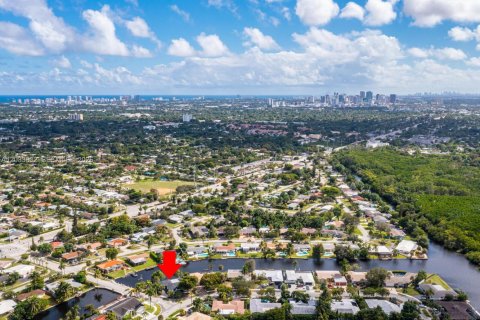 Casa en venta en Wilton Manors, Florida, 3 dormitorios, 199.83 m2 № 2078038 - foto 8