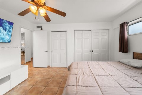 Copropriété à louer à Miami Beach, Floride: 1 chambre, 61.97 m2 № 1683625 - photo 8