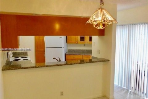 Townhouse in Boca Raton, Florida 2 bedrooms, 120.96 sq.m. № 2050763 - photo 10