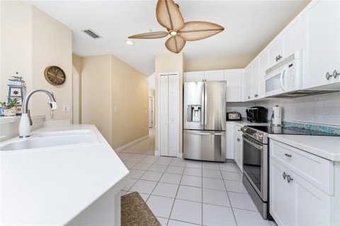 Copropriété à vendre à Punta Gorda, Floride: 3 chambres, 143.53 m2 № 2126321 - photo 18