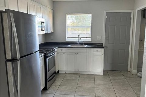 Apartment in Haines City, Florida 2 bedrooms, 74.32 sq.m. № 2204328 - photo 3
