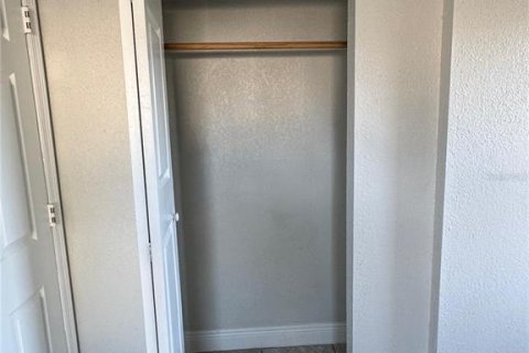 Apartment in Haines City, Florida 2 bedrooms, 74.32 sq.m. № 2204328 - photo 5