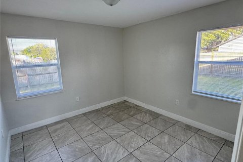 Apartment in Haines City, Florida 2 bedrooms, 74.32 sq.m. № 2204328 - photo 11