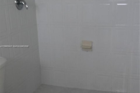 Copropriété à vendre à North Miami, Floride: 2 chambres, 116.13 m2 № 2047422 - photo 9