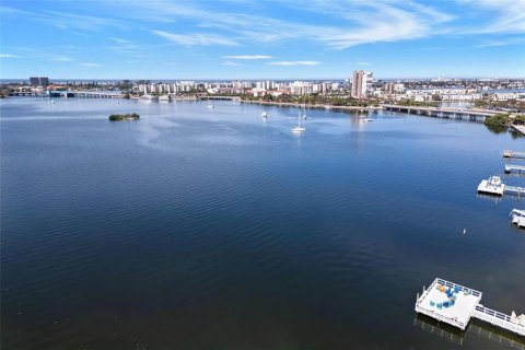 Copropriété à vendre à South Pasadena, Floride: 2 chambres, 99.87 m2 № 2099563 - photo 24