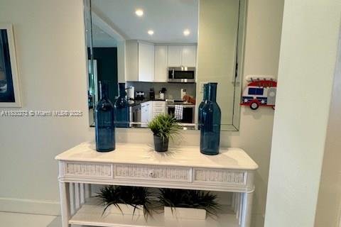 Снять в аренду кондоминиум в Лодердейл-бай-те-Си, Флорида 2 спальни, 92.9м2, № 1943194 - фото 6