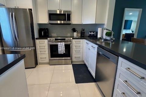 Снять в аренду кондоминиум в Лодердейл-бай-те-Си, Флорида 2 спальни, 92.9м2, № 1943194 - фото 3