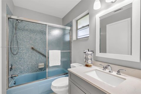 House in Plantation, Florida 2 bedrooms, 145.86 sq.m. № 1646660 - photo 29