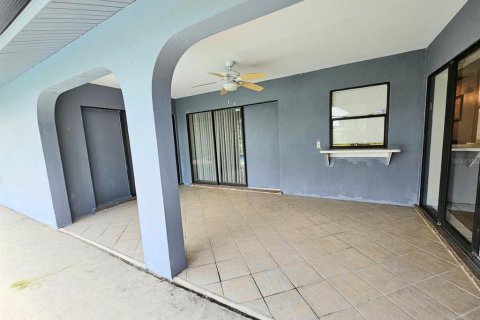 Купить виллу или дом в Порт-Шарлотт, Флорида 8 комнат, 166.3м2, № 1851673 - фото 7