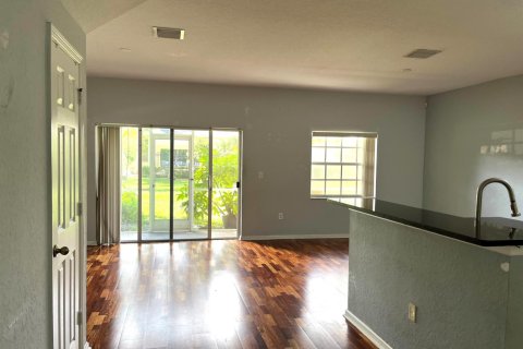 Touwnhouse à louer à Lake Worth, Floride: 3 chambres, 143.07 m2 № 2413214 - photo 7