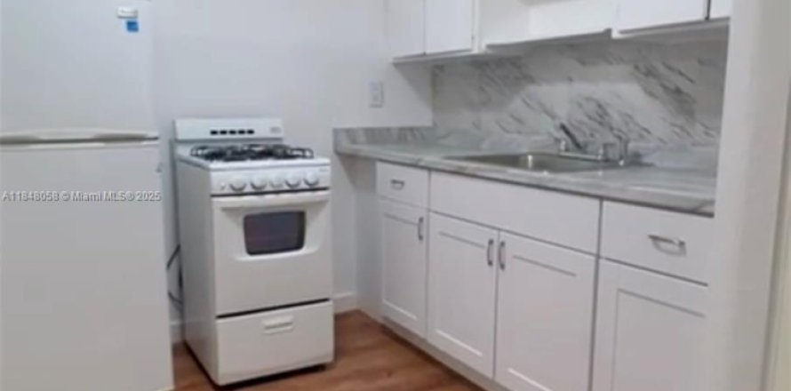 Studio à Miami Beach, Floride № 1849288